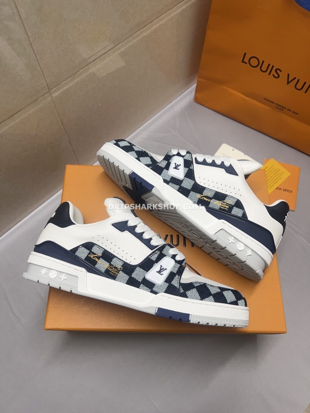 44942abd Sneaker LV Trainer 2025