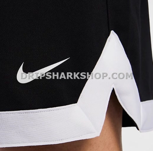 NK TECH SHORTS - Negro