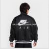 NIKE JACKET - Negro