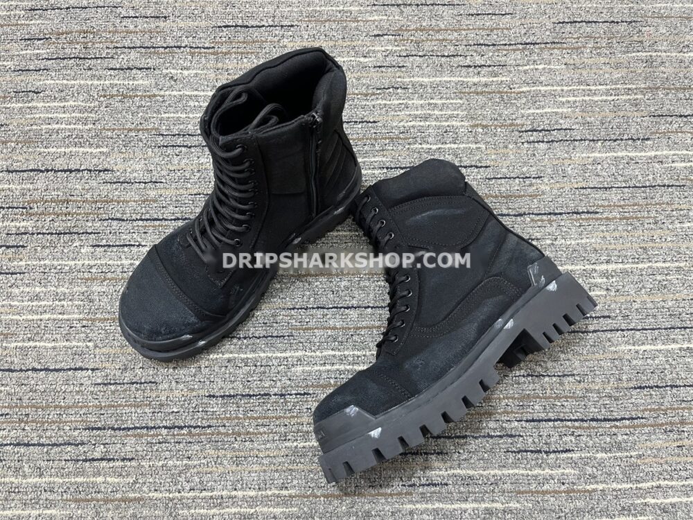 580cebd4 Botas BALENCIAGA