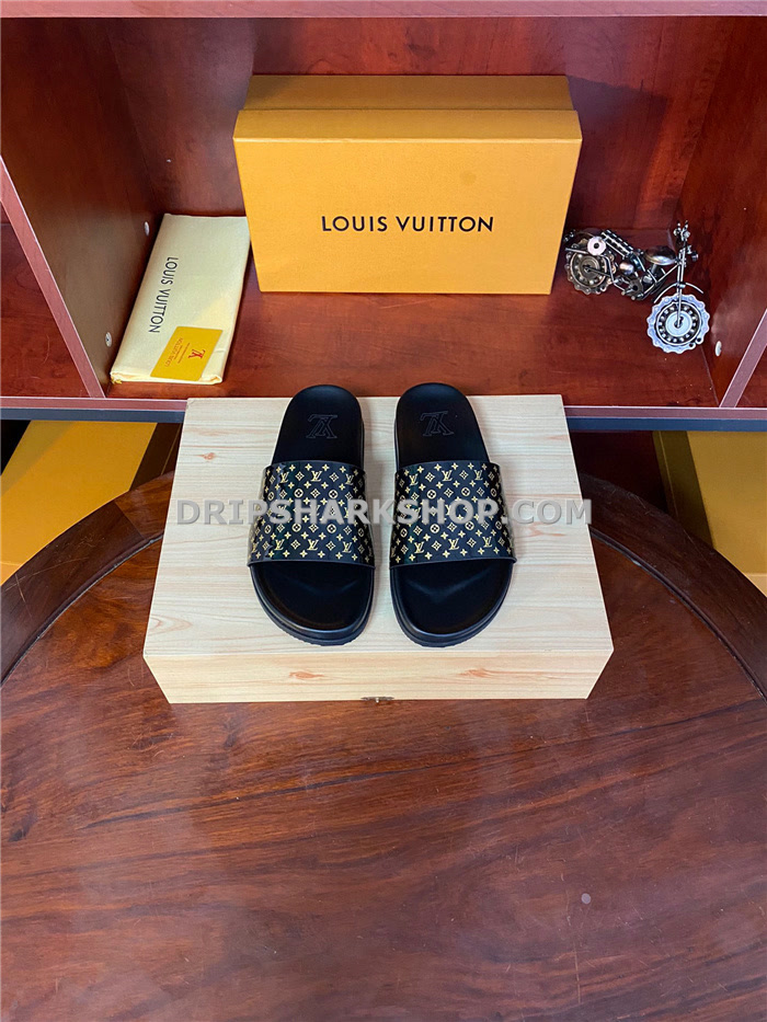 5860dfc9 Sandalias Louis Vuitton - Beige