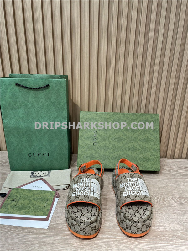 60d83024 Sandalias GUCCI - Marrón