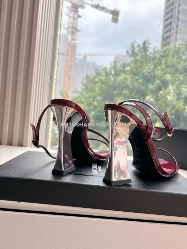 68cdac05 Tacones de mujer YSL - Rojo