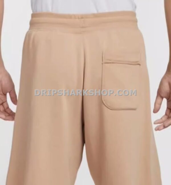NK TECH SHORTS - Beige