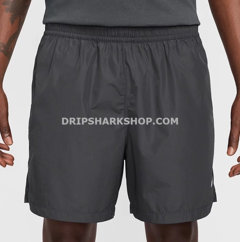 NK TECH SHORTS - Negro