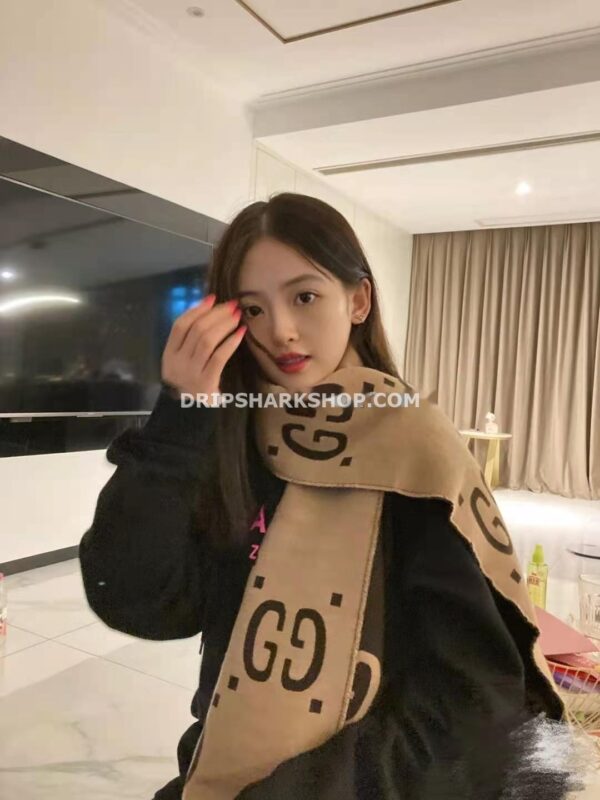 7177f039 Bufanda GUCCI
