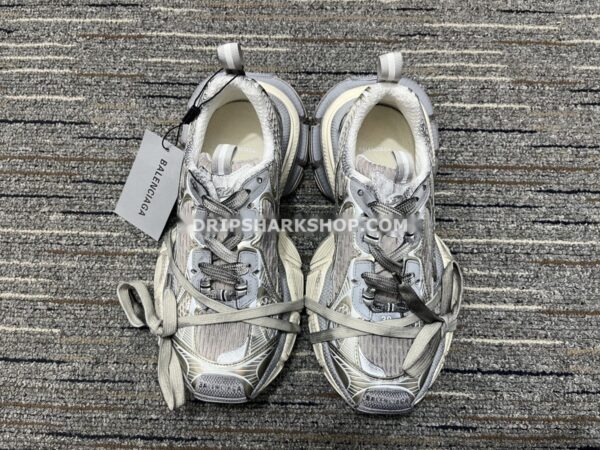 Balenciaga Triple S