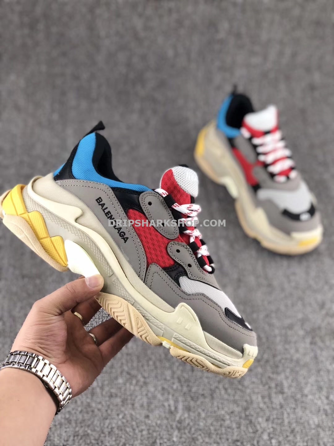 BALENCIAGA - Beige