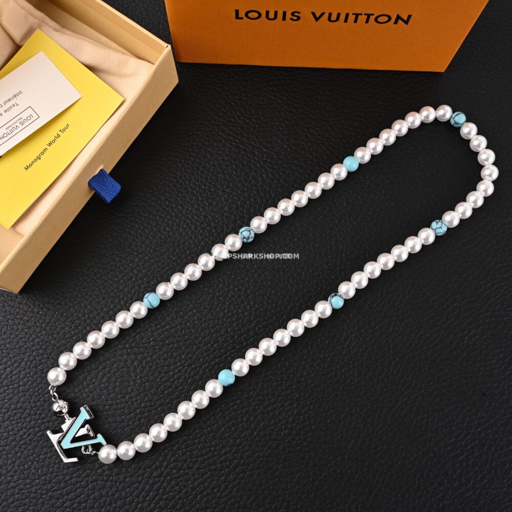 Necklace LOUIS VUITTON