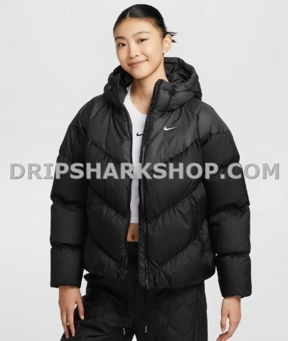 7c47a653 NIKE JACKET - Negro