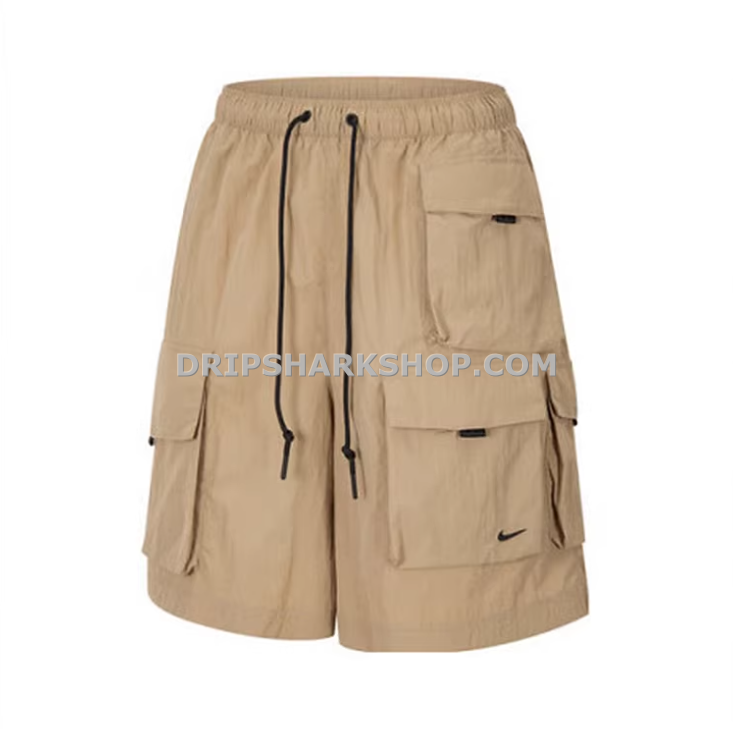 NK TECH SHORTS - Marrón