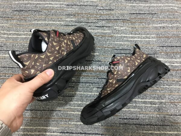 8051f2d7 Zapatillas BURBERRY Arthur