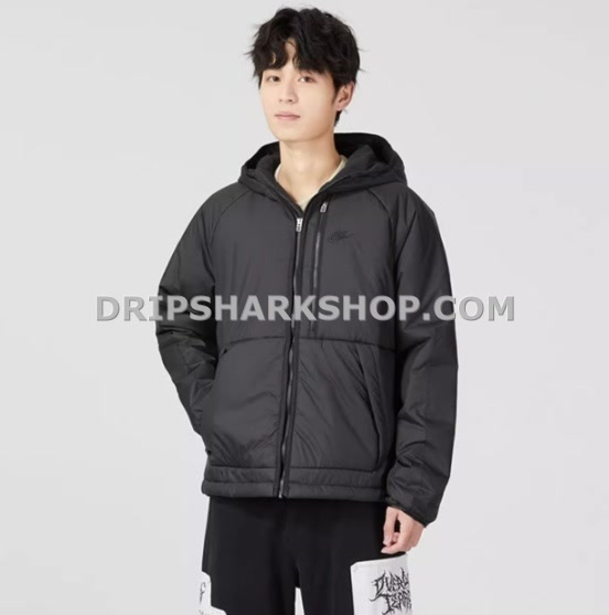 8429518e NIKE JACKET - Negro