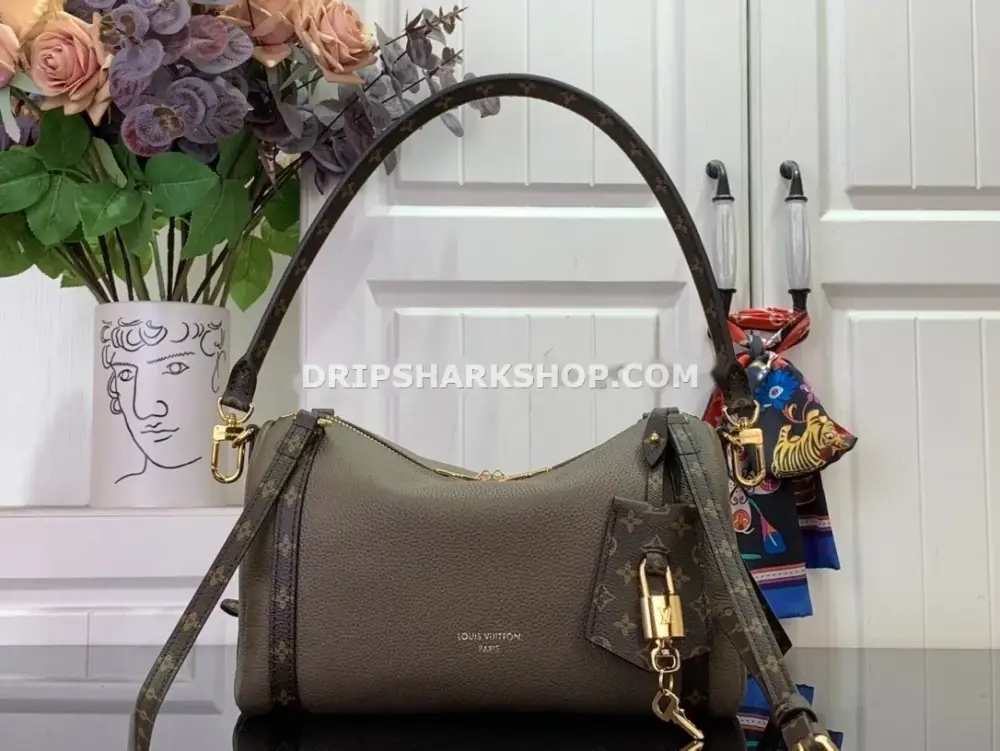 LOUIS VUITTON Bolso