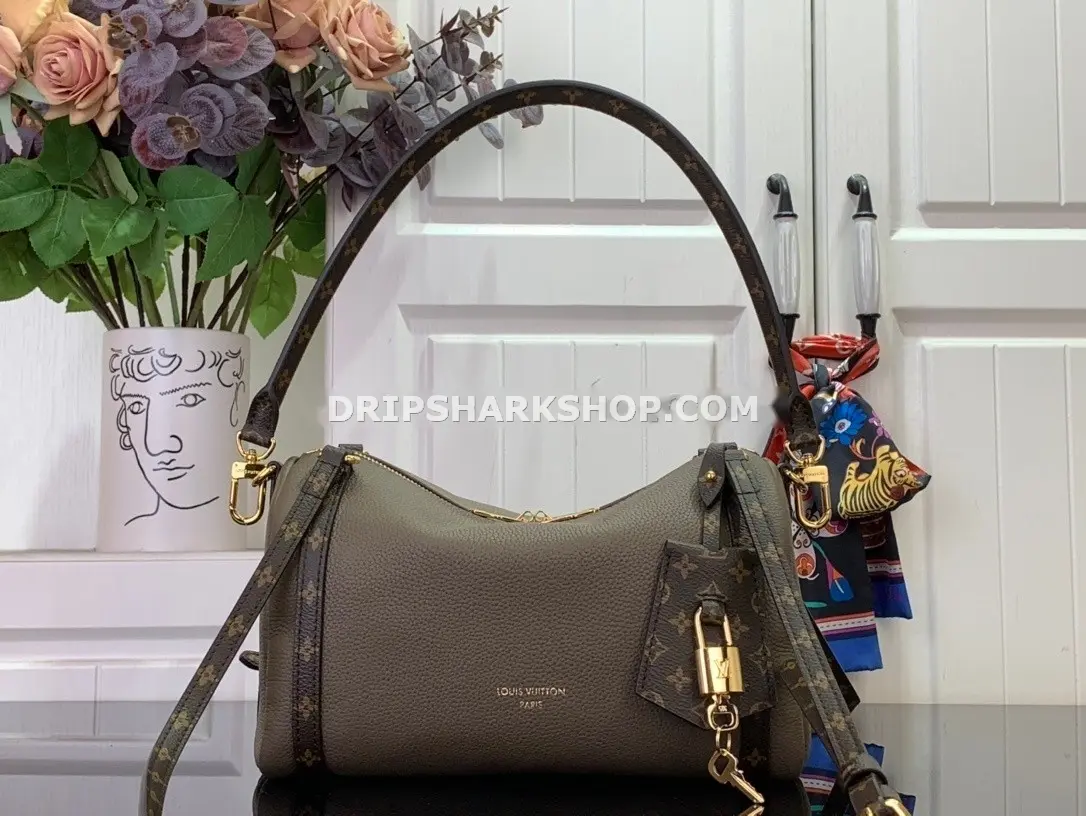 LOUIS VUITTON Bolso