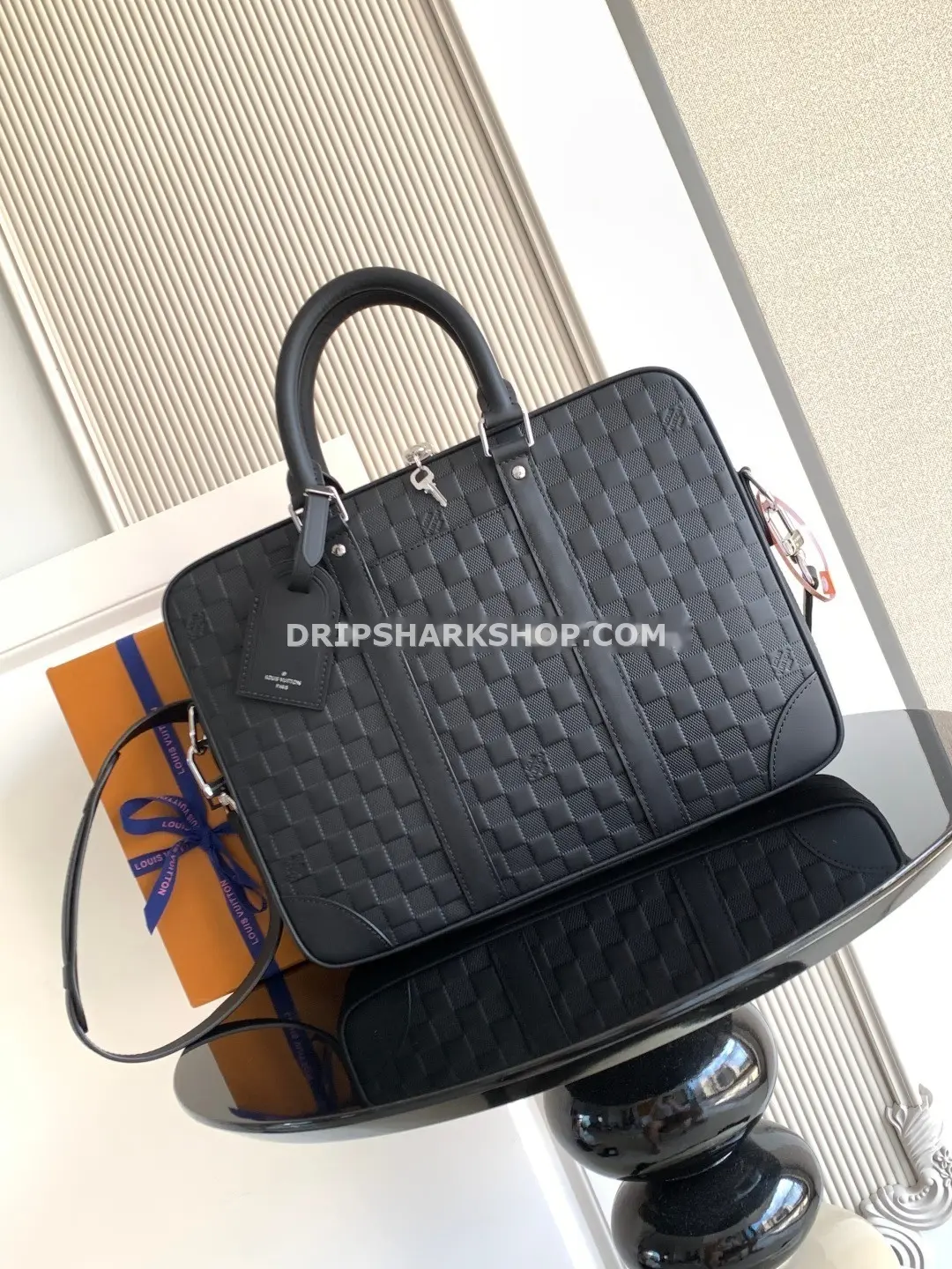 LOUIS VUITTON Bolso