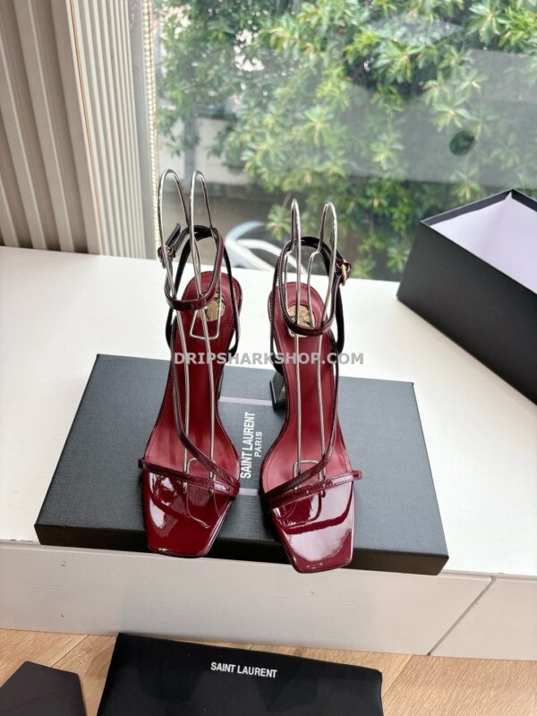 905c0276 Tacones de mujer YSL - Rojo