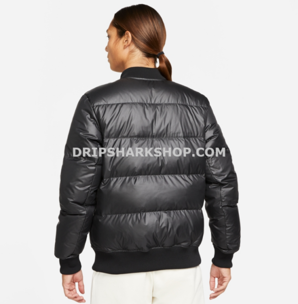 909ca96a NIKE JACKET - Negro