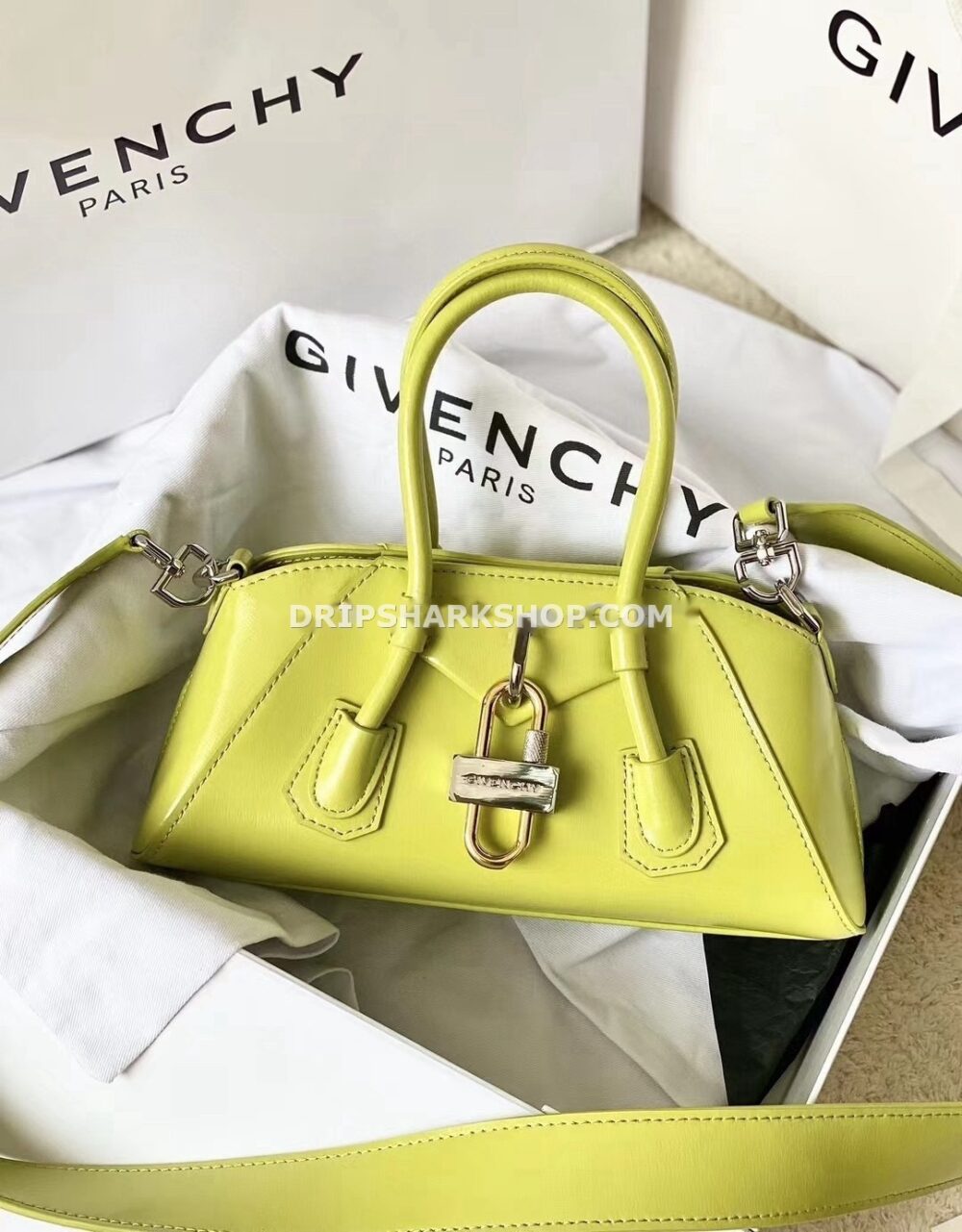 GIVENCHY Bolso