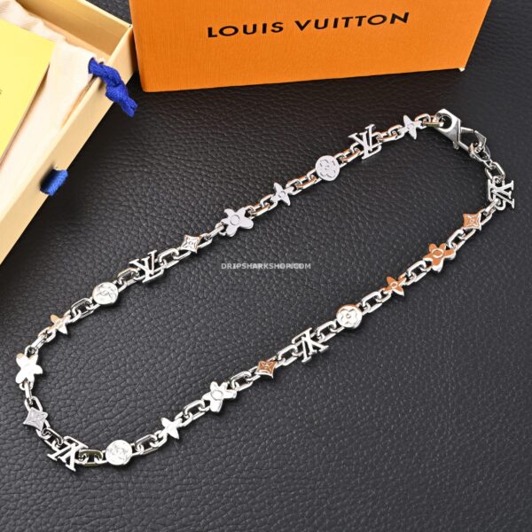 Necklace LOUIS VUITTON