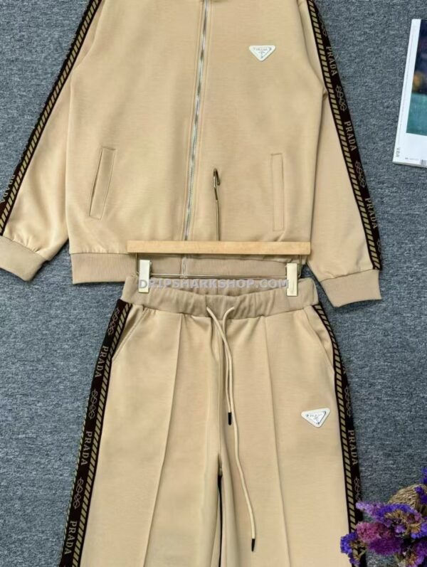 Chandal Prada - Beige