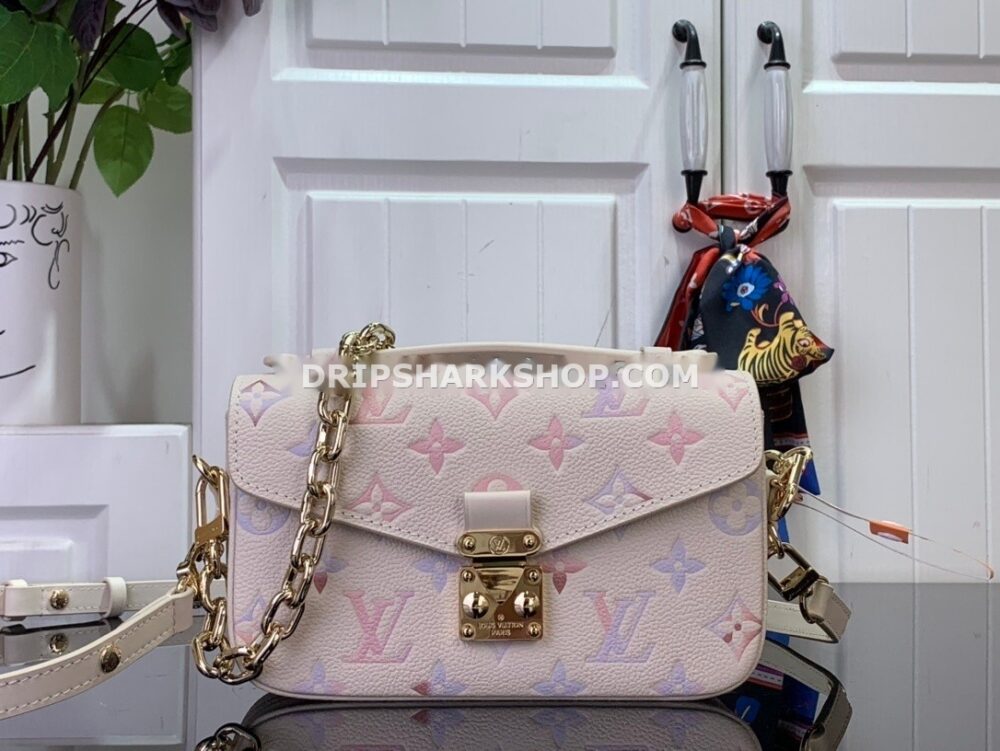LOUIS VUITTON Bolso