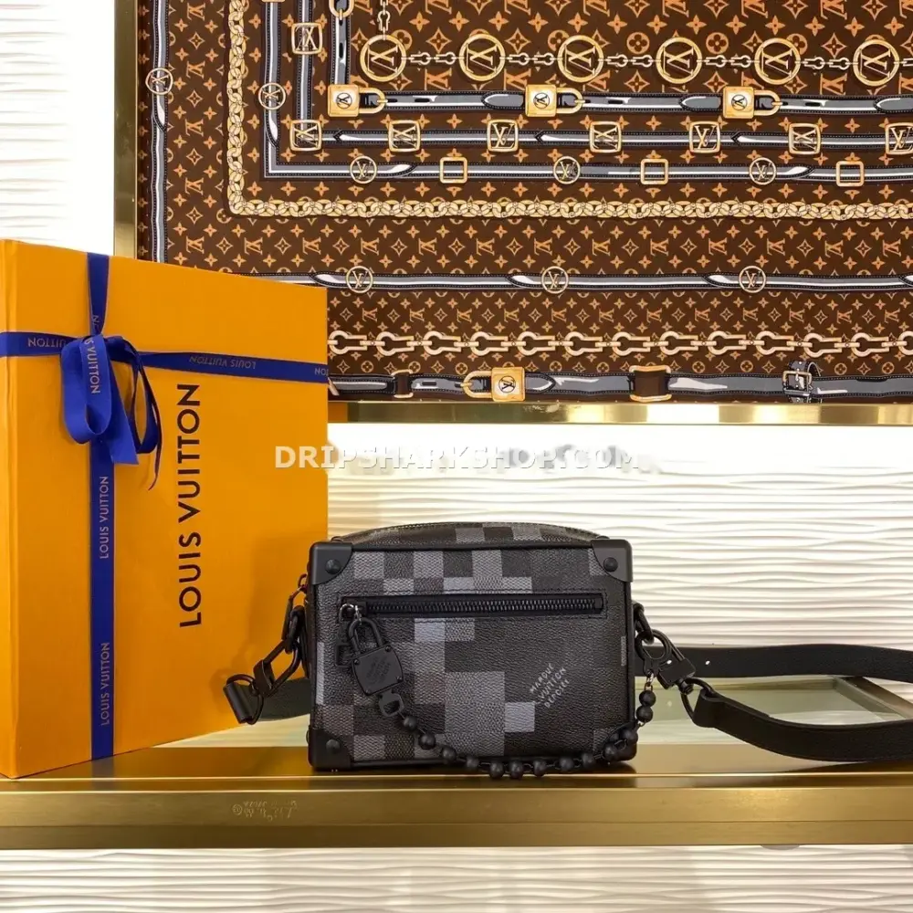 9ee91fc8 LOUIS VUITTON Bandolera