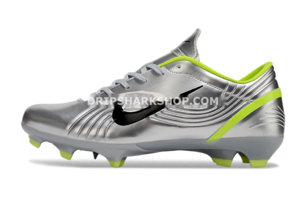 Zapatillas de fútbol NIKE