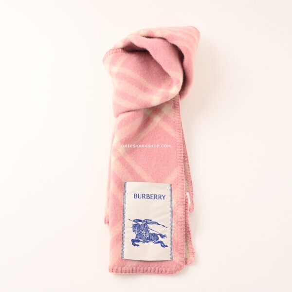 a0c7a2c8-scaled-1 Bufanda BURBERRY