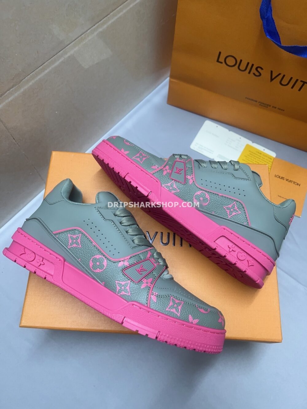 a1097b59 Sneaker LV Trainer 2025