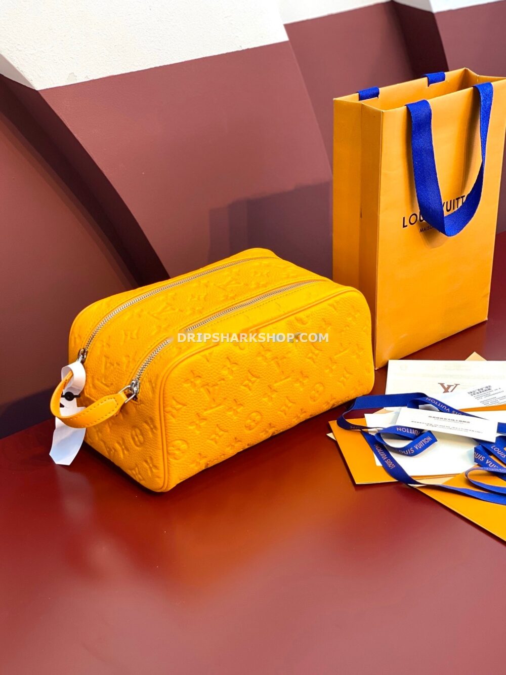 a1381f2f LOUIS VUITTON Bolso