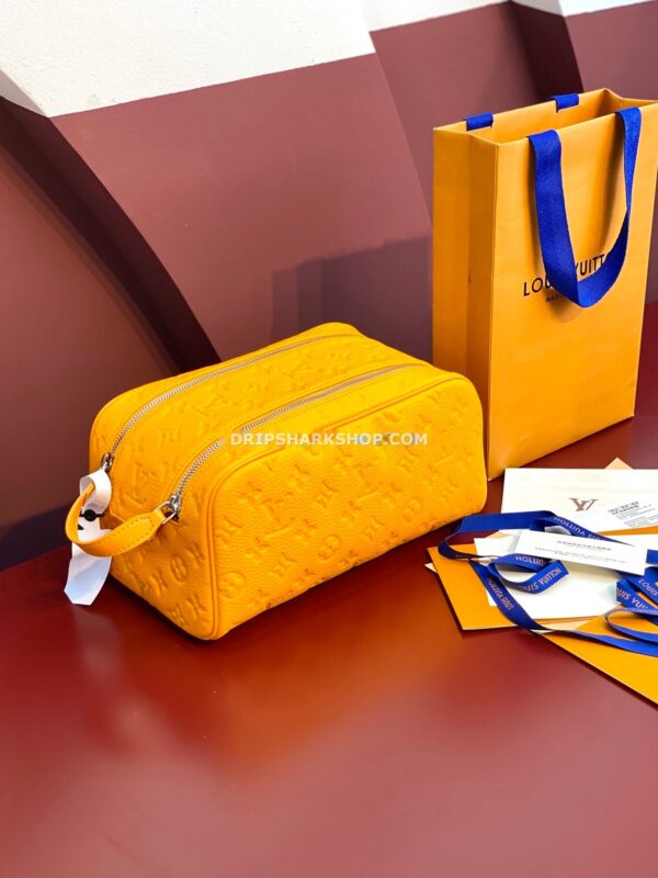 a1381f2f LOUIS VUITTON Bolso