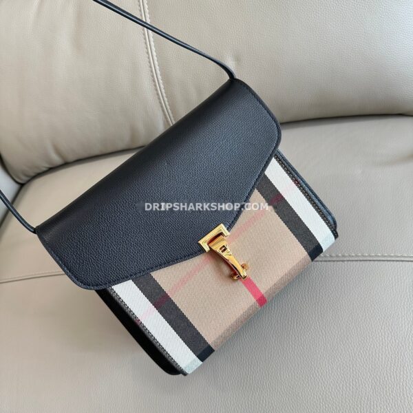 a68226e8 BURBERRY Bandolera