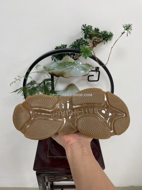 a75bc0d1 BALENCIAGA - Marrón