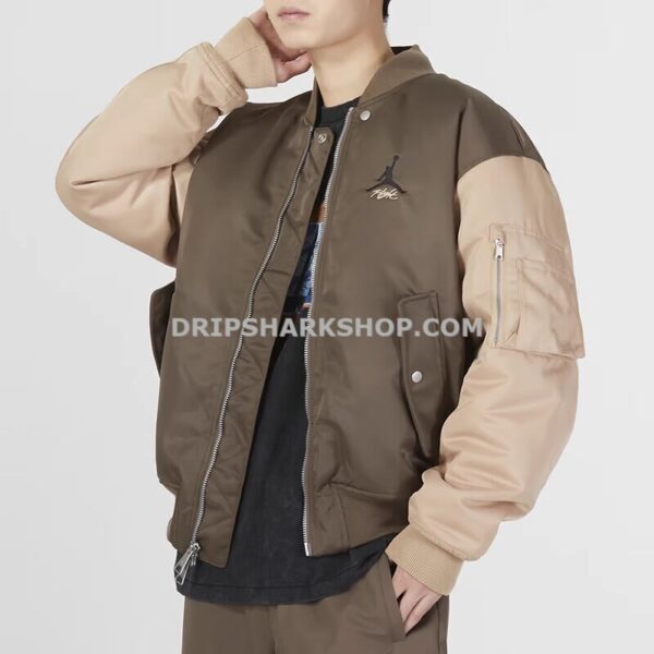 NIKE JACKET - Marrón