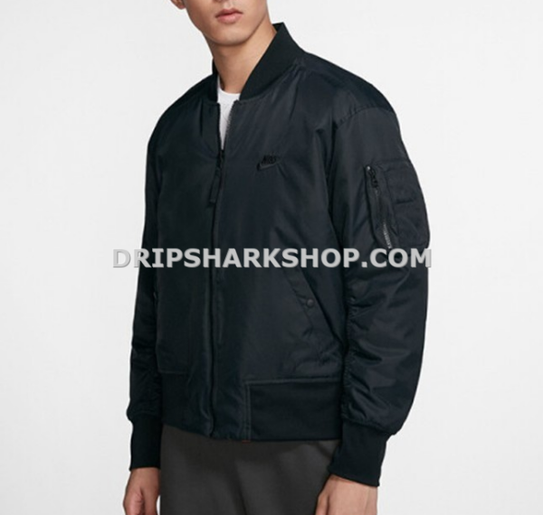 af57b2f1 NIKE JACKET - Negro