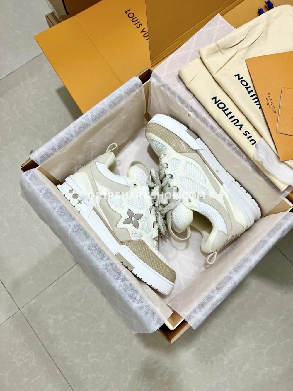 af6804d6 Sneaker LV Trainer 2025