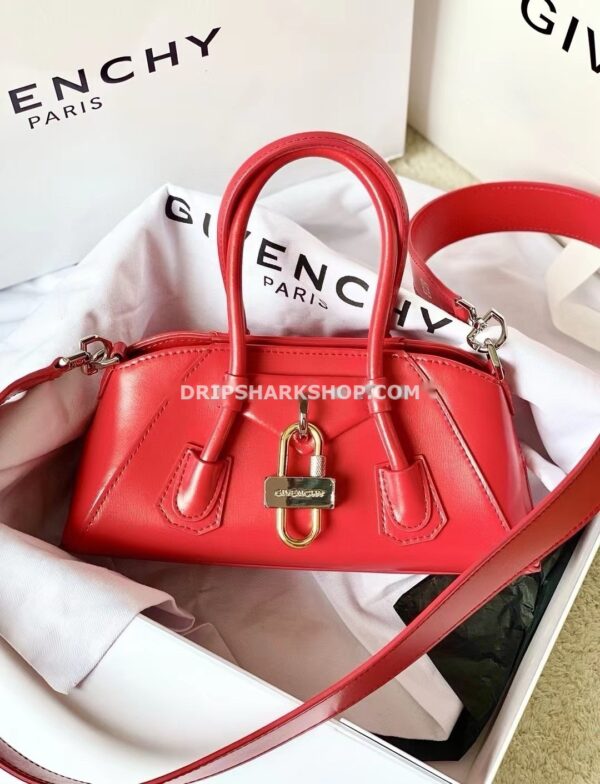 b303f034 GIVENCHY Bolso