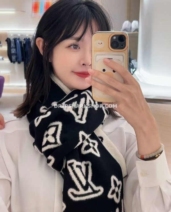 Bufanda LOUIS VUITTON