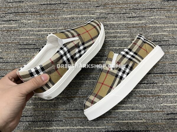 b44ea8b0 Zapatillas BURBERRY