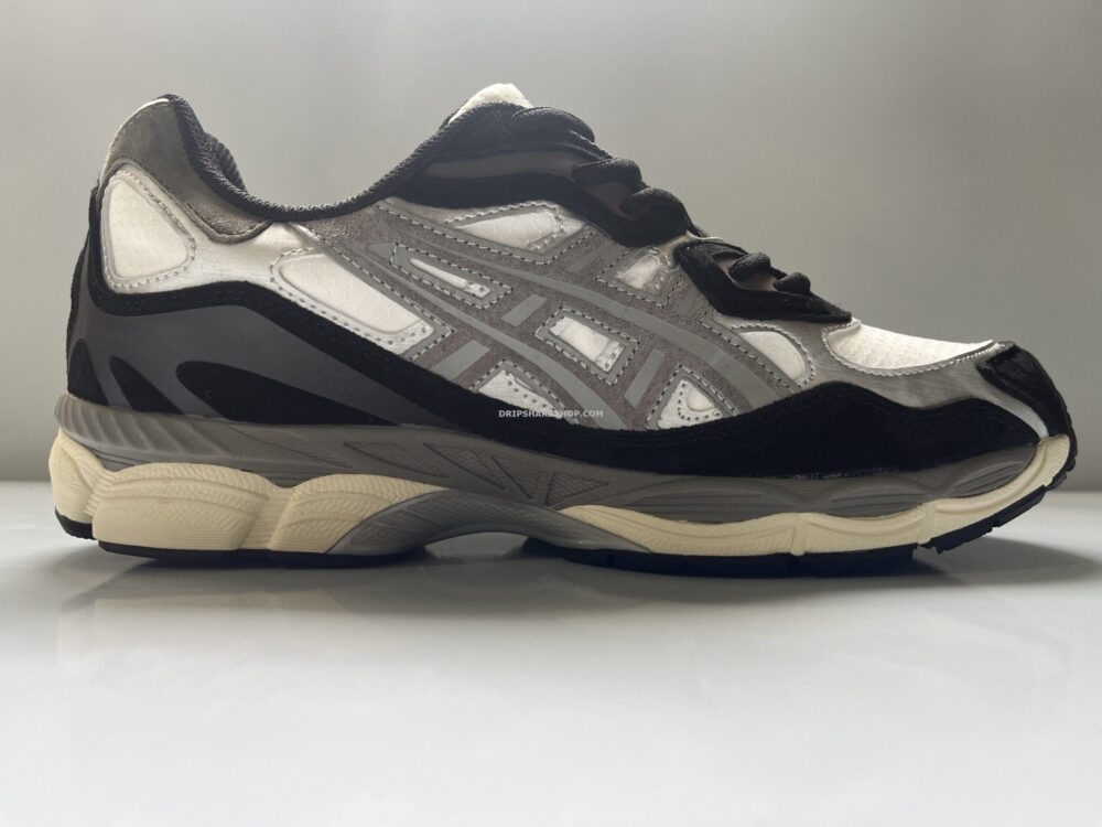 Asics NYC Waterproof - Beige