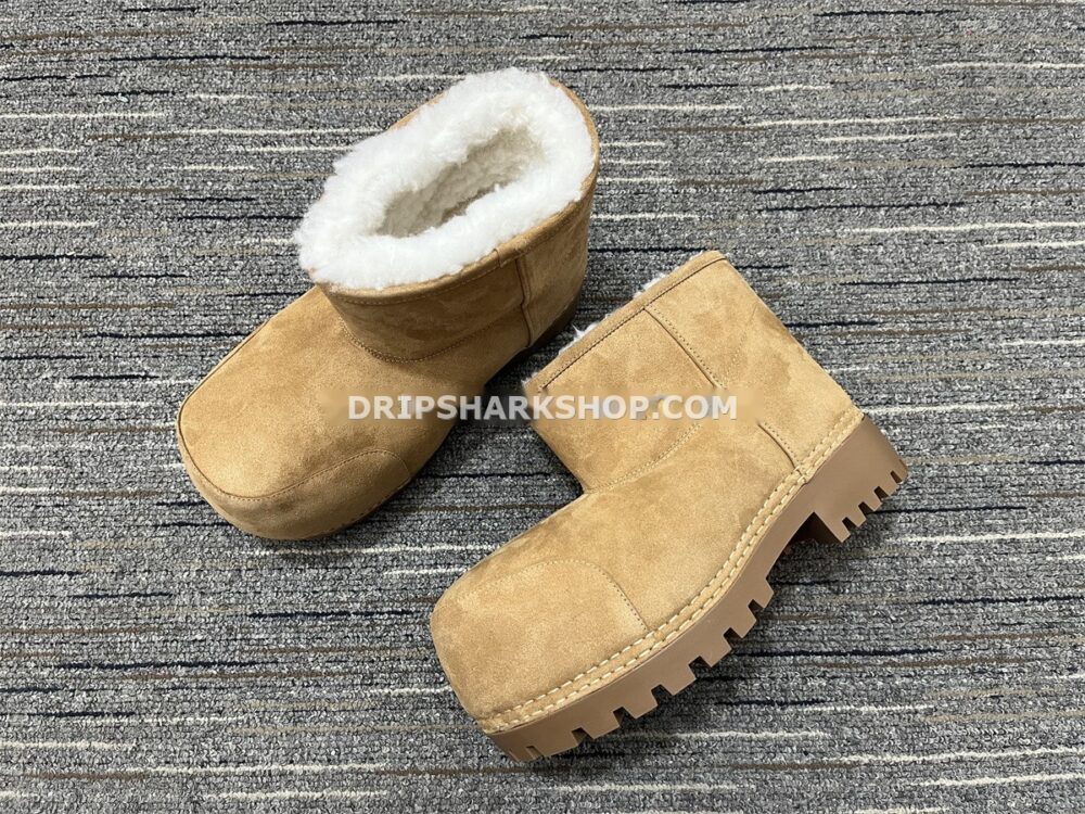 b5210e60 Botas BALENCIAGA