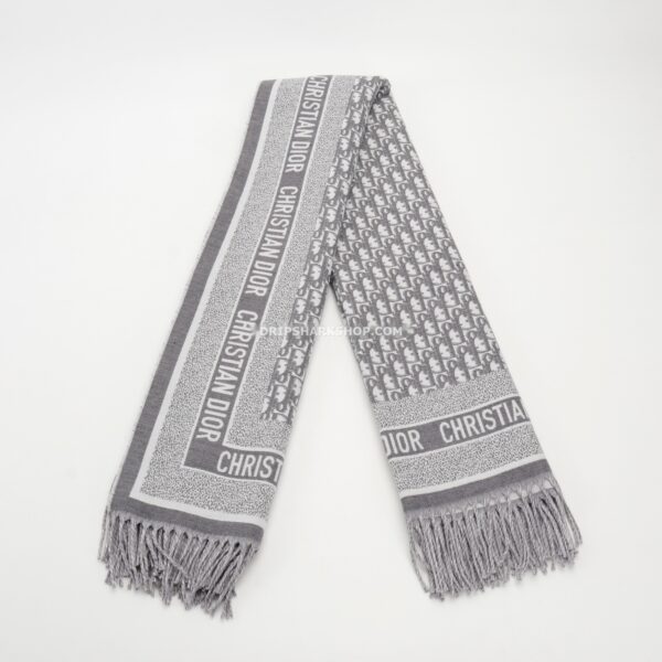b64beaa5 Bufanda DIOR