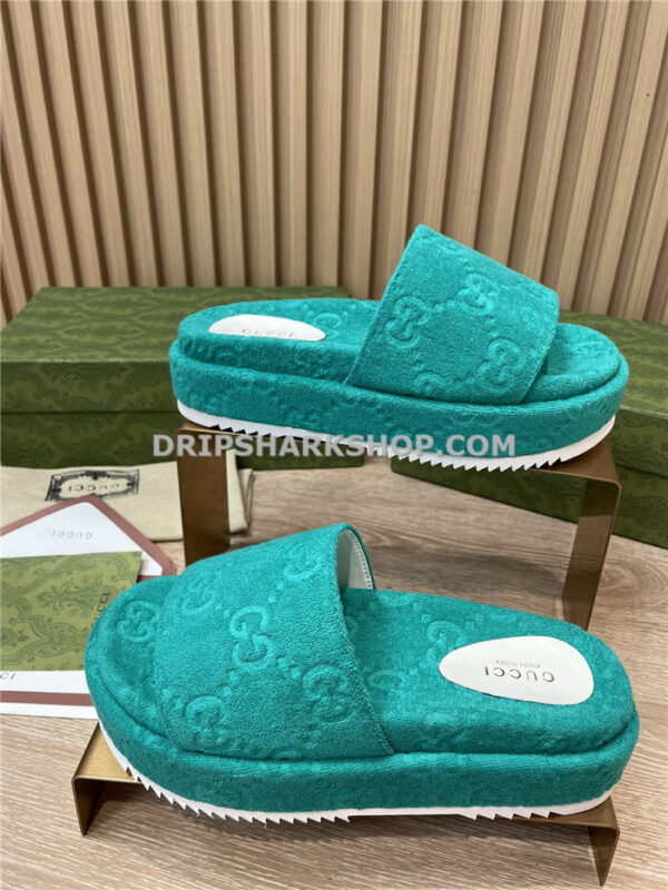 b7c5d4f2 Sandalias GUCCI - Verde