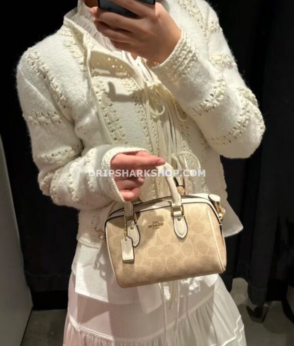 b92b9770 Bolso COACH