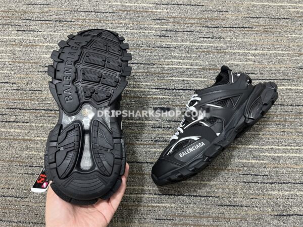 BALENCIAGA Track