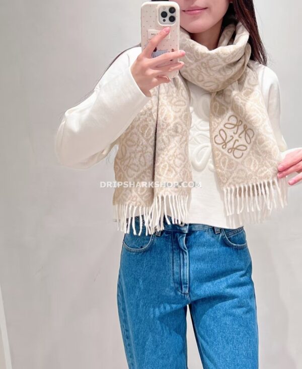 bf479143 Bufanda LOEWE