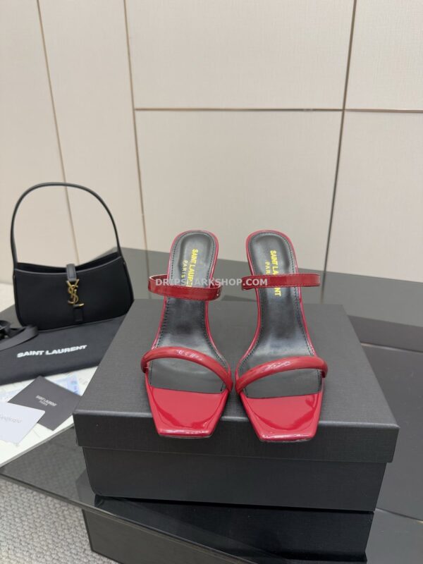 c13f4db5 Tacones de mujer YSL - Rojo