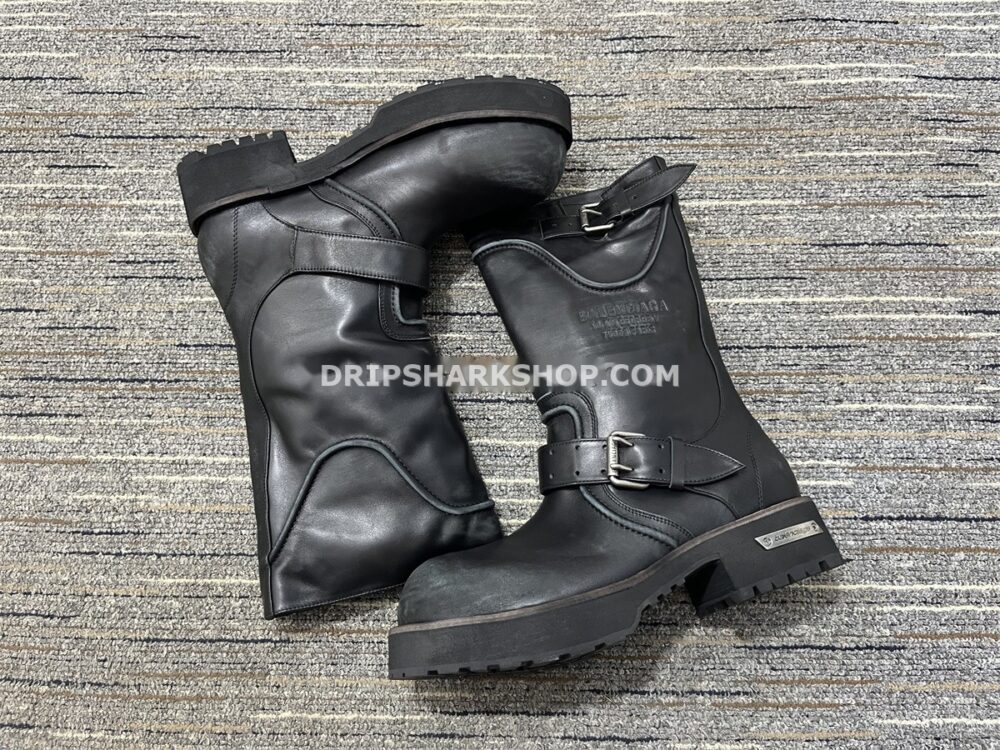 c274ba45 Botas BALENCIAGA