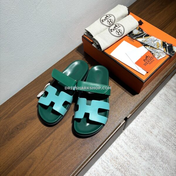 c64845b1 Sandalias Hermes - Verde